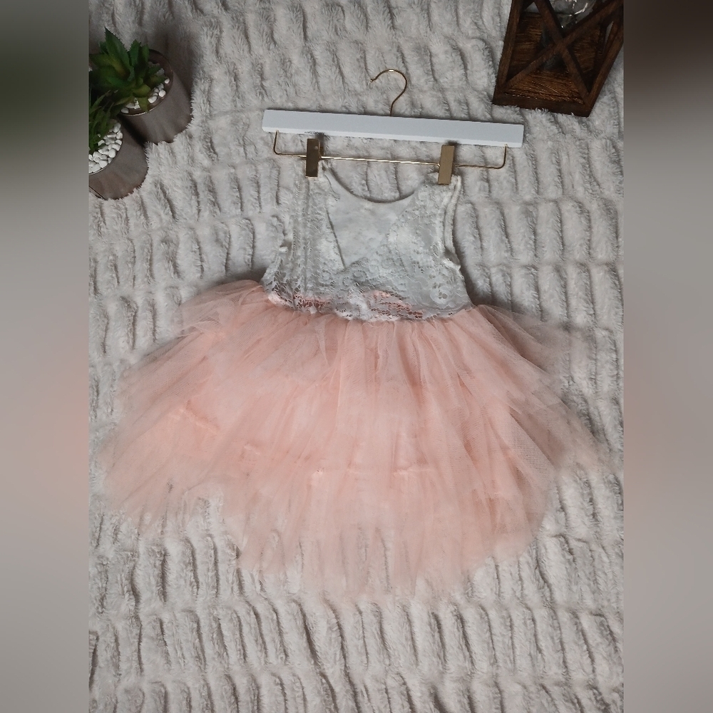 White and Peach Tulle Dress - Picture 3 of 10